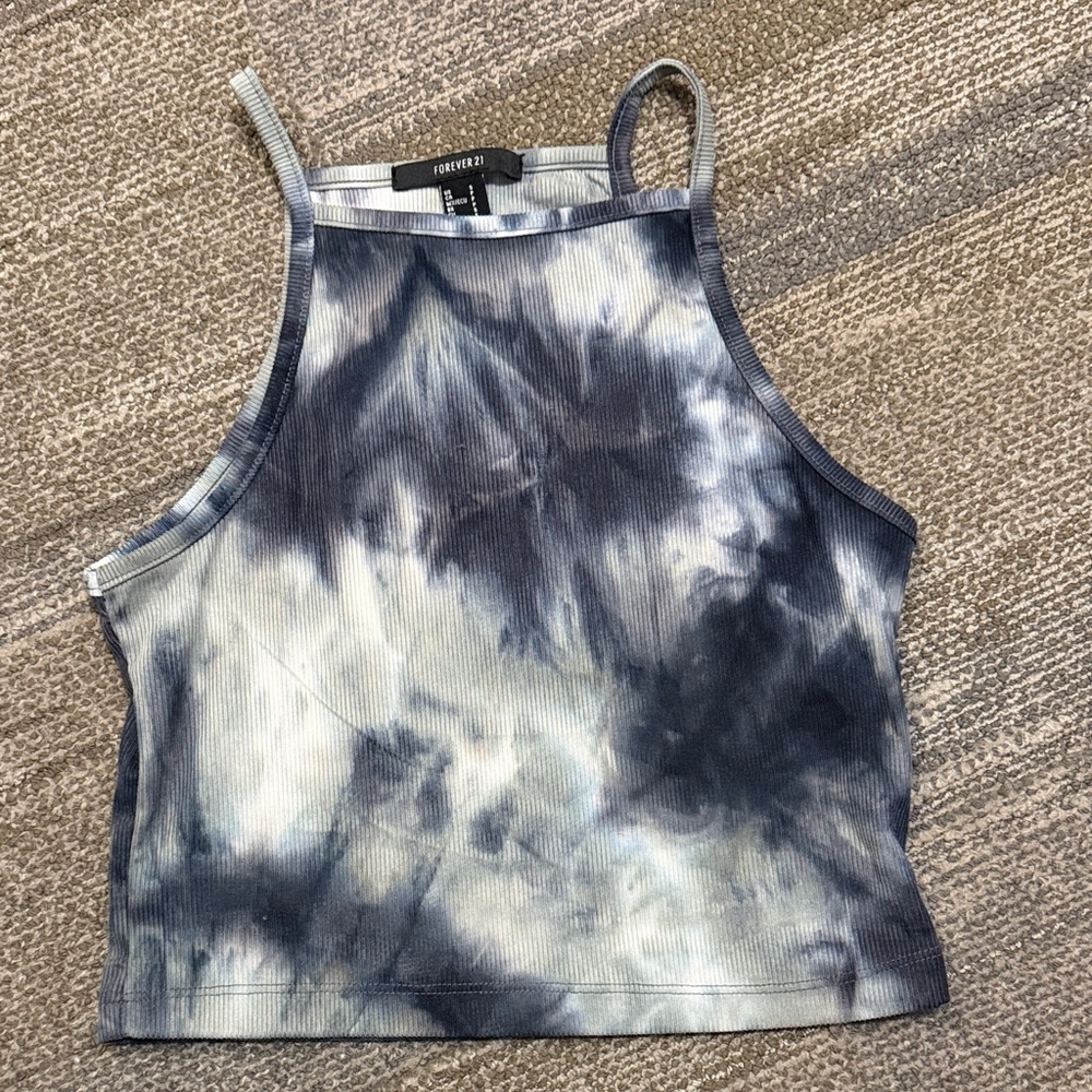 Forever 21 Navy and White Tie-Dye Crop Top